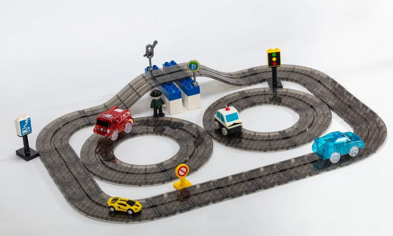90 pcs Vroom Car City - Magnetic Brick Car Set