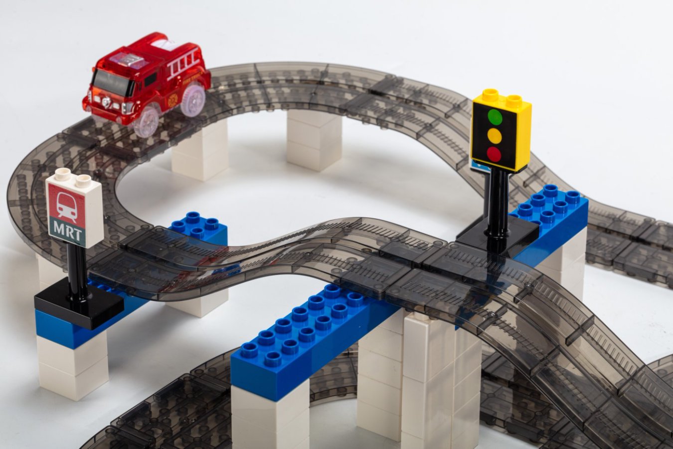 60 pcs Vroom Car City - Magnetic Brick Car Set